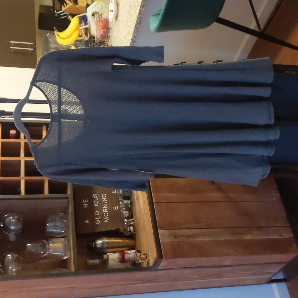 Altar's State Dress - Picture 2 of 2